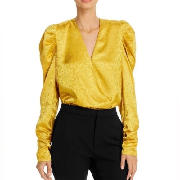 NWT WAYF Yellow Silky Snake Print Bodysuit XS - Picture 4 of 16
